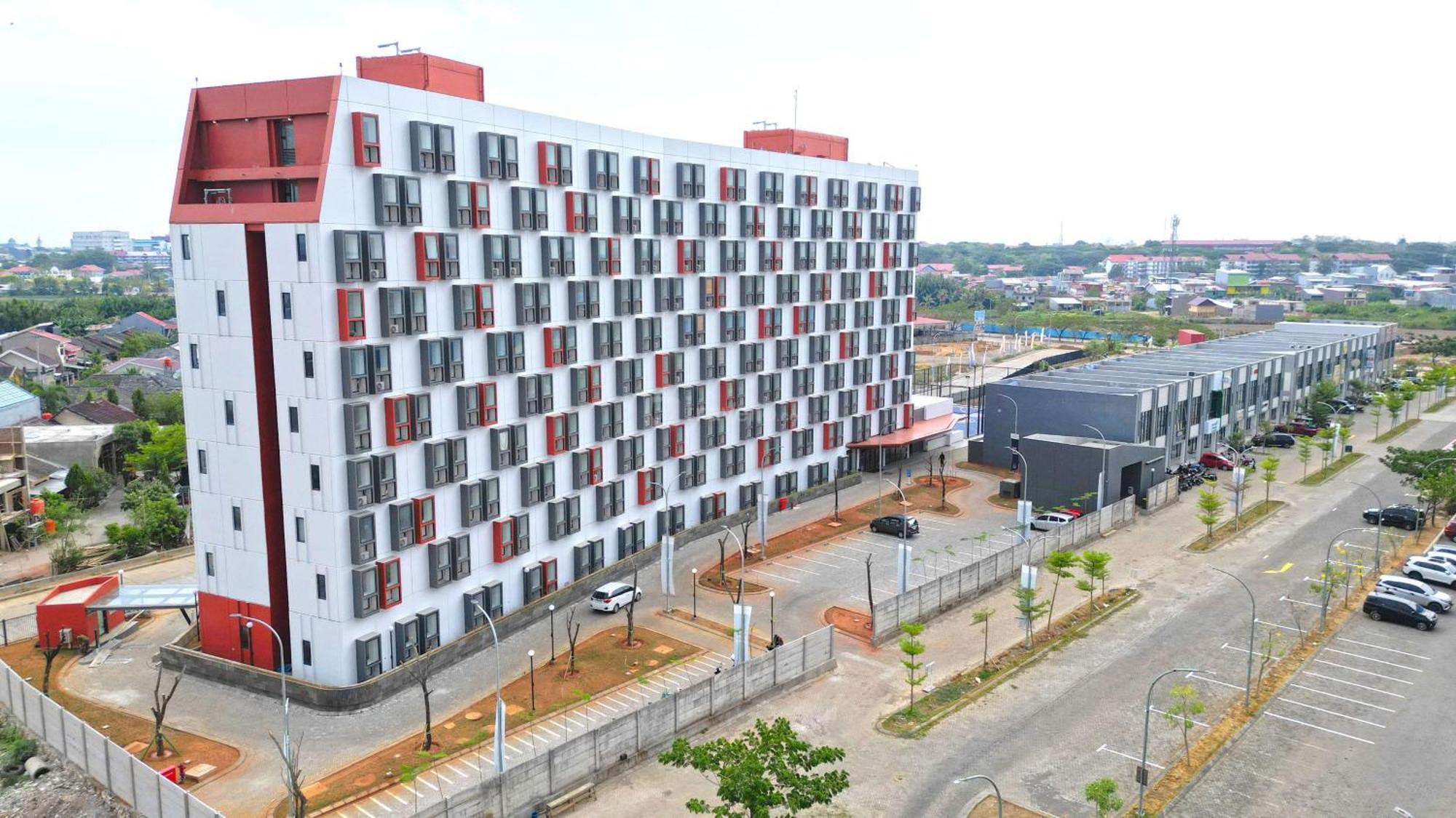 Cozy And Enjoy Studio Apartment Makassar Exterior photo